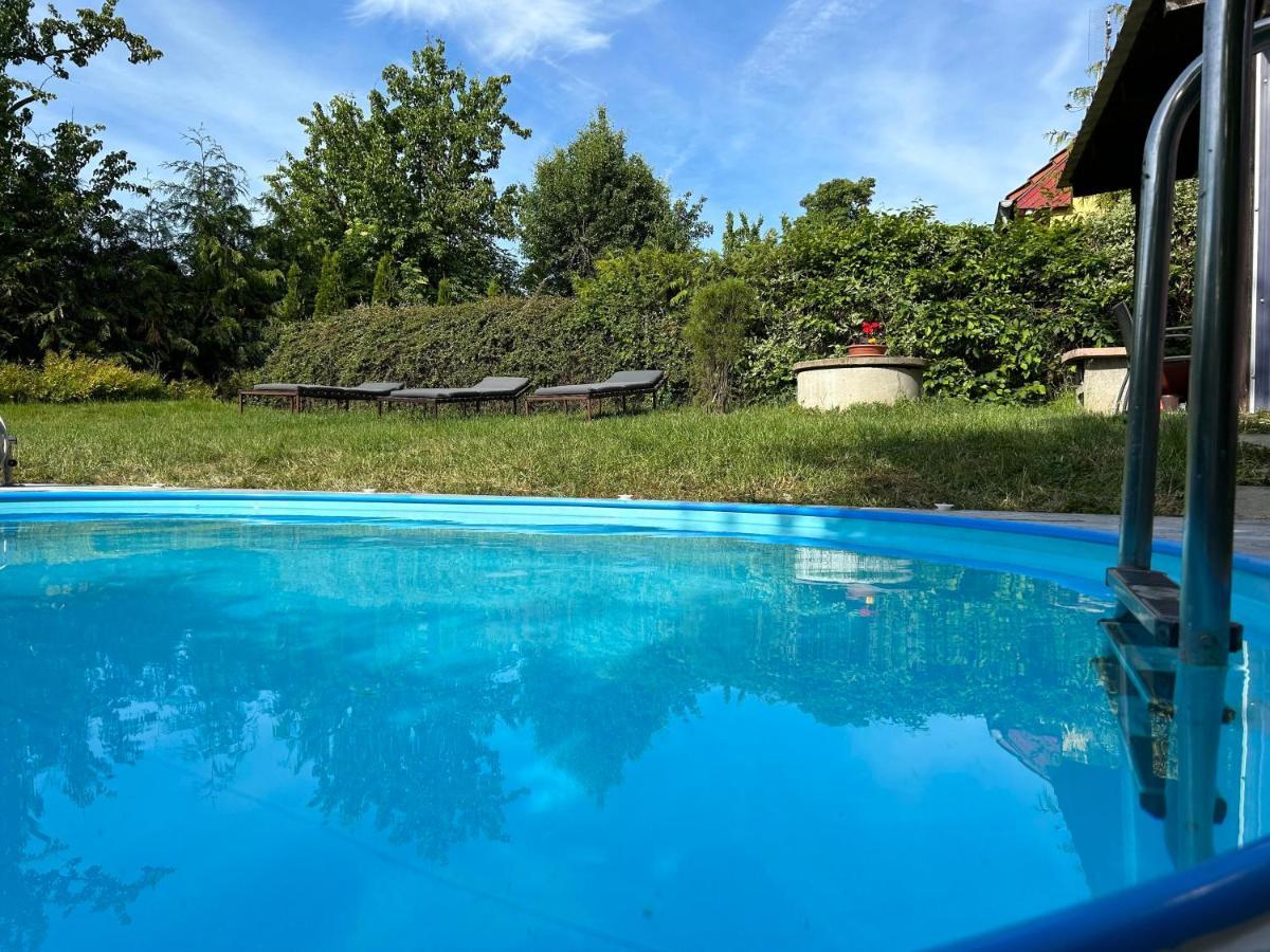 Chalupa Menany - Karlstejn Beroun  Exterior foto