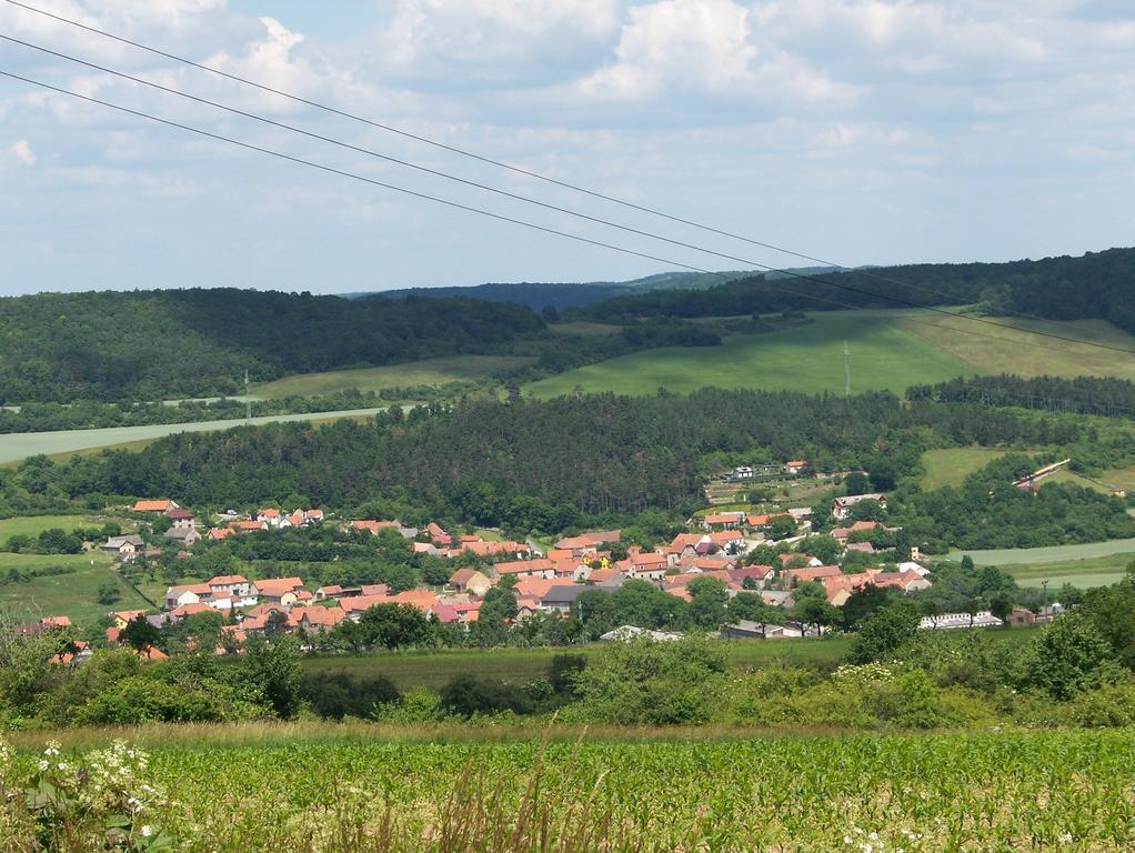 Chalupa Menany - Karlstejn Beroun  Zimmer foto